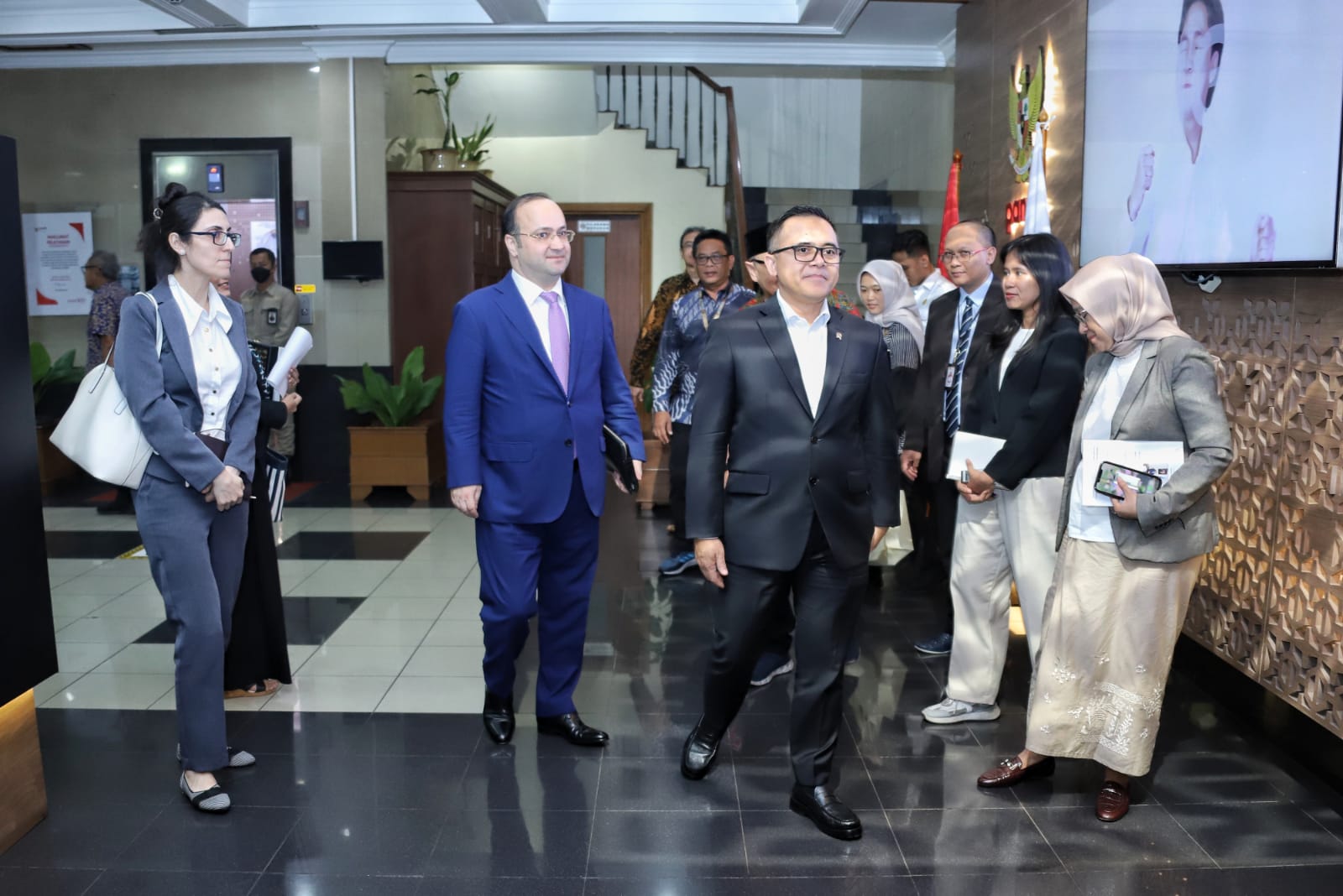 Pegawai Pemerintah Terbaik